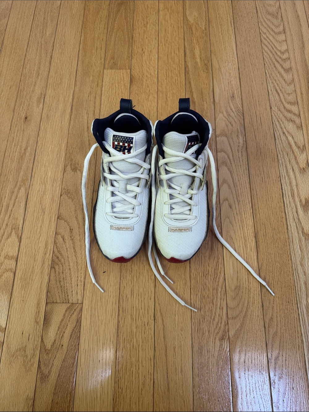 Kids Under Armour White and Navy Athletic Cleats